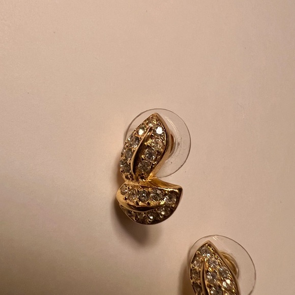 Christian Dior Herringbone Chain Rhinestone-embellished Necklace & Earrings - Picture 11 of 15